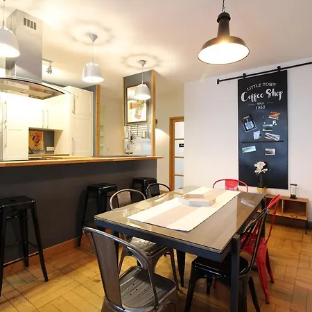 Splendide T3 à La Bourboule, Proche Parc Fenestre Et Thermes - Fr-1-608-239 Appartement *